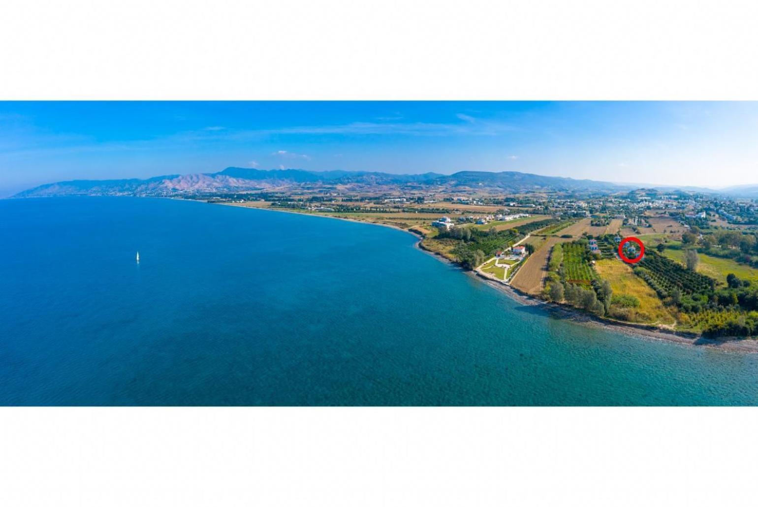 Sun Beach Villa Tria Polis Bagian luar foto