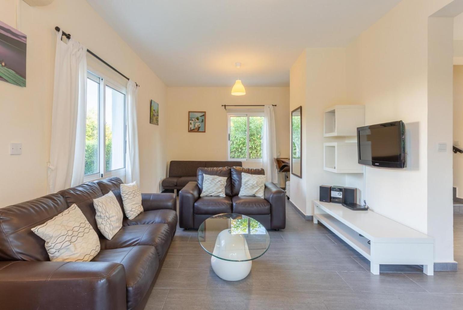 Sun Beach Villa Tria Polis Bagian luar foto