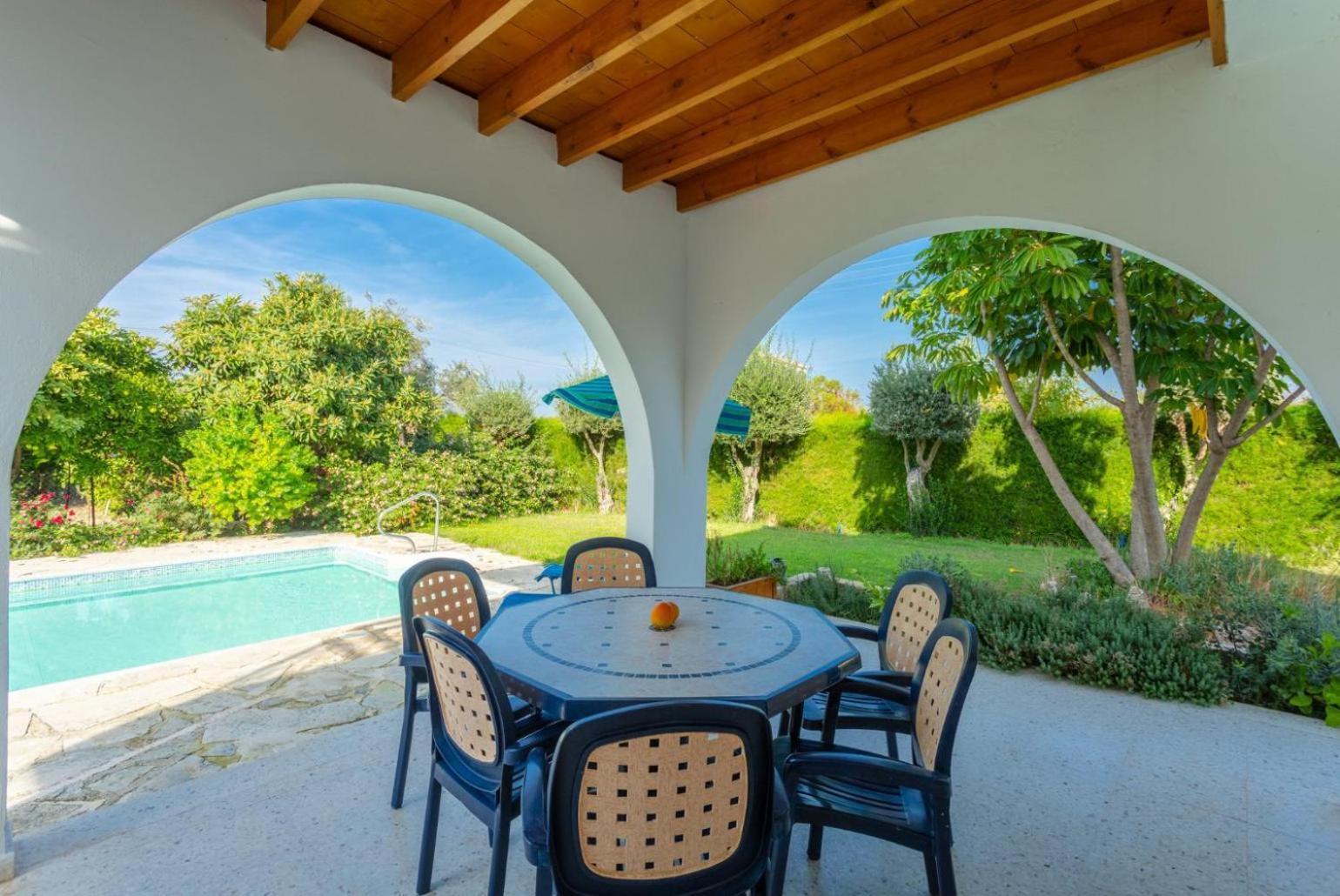 Sun Beach Villa Tria Polis Bagian luar foto