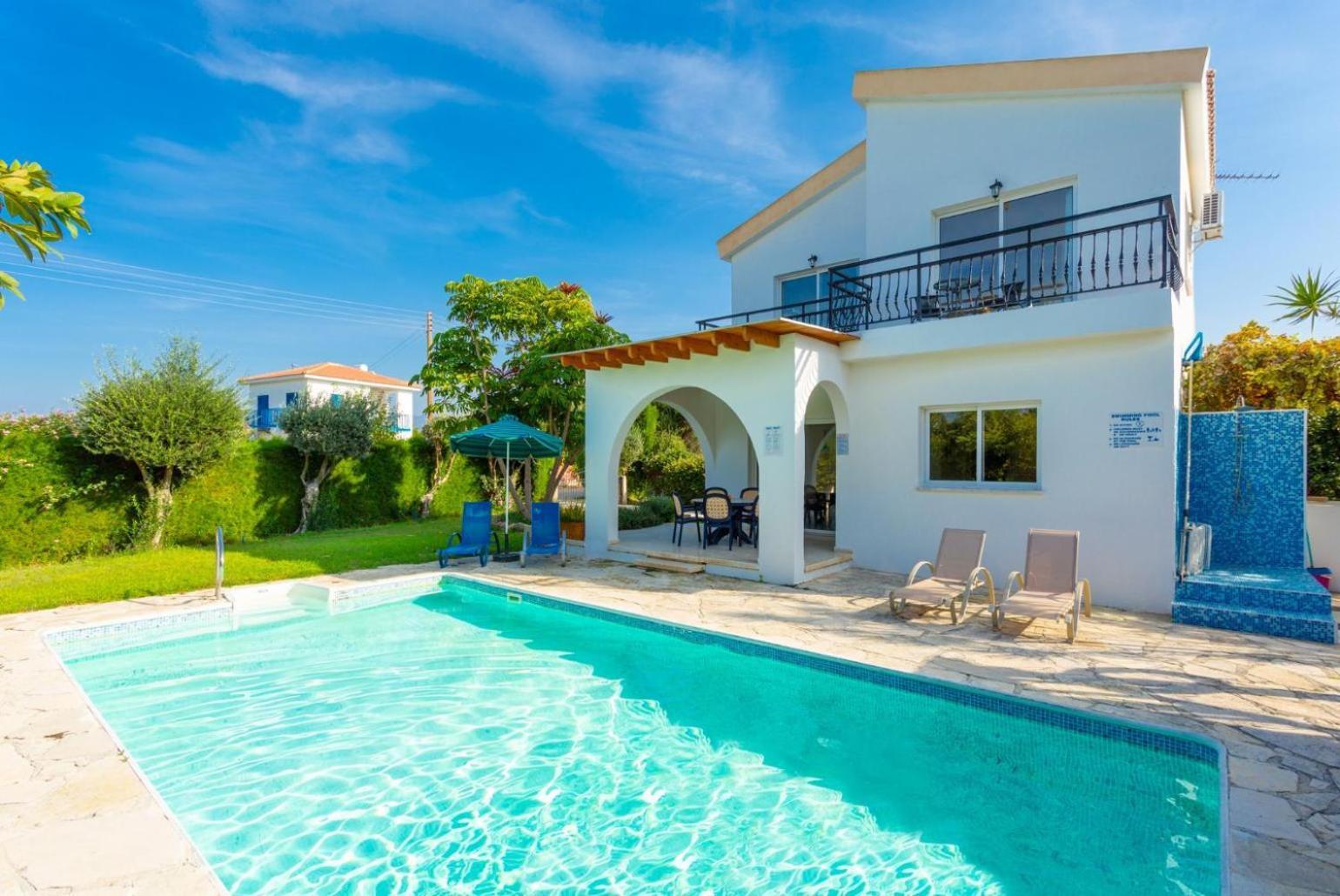 Sun Beach Villa Tria Polis Bagian luar foto
